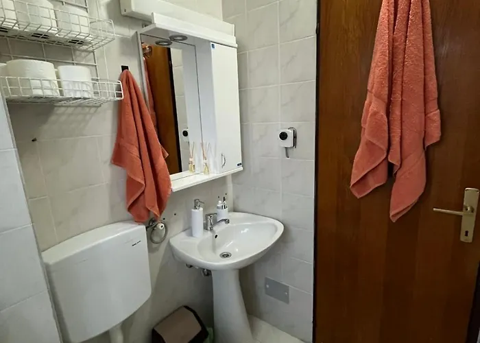 아파트 Nestoria *