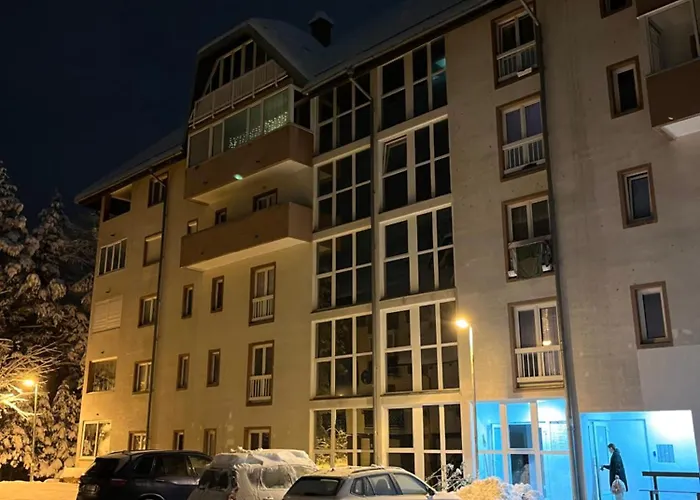 Nestoria 아파트 *