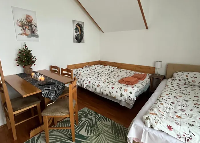 Nestoria * 즐라티보