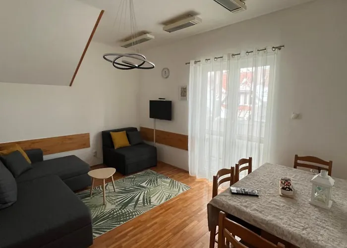 Nestoria 아파트 즐라티보