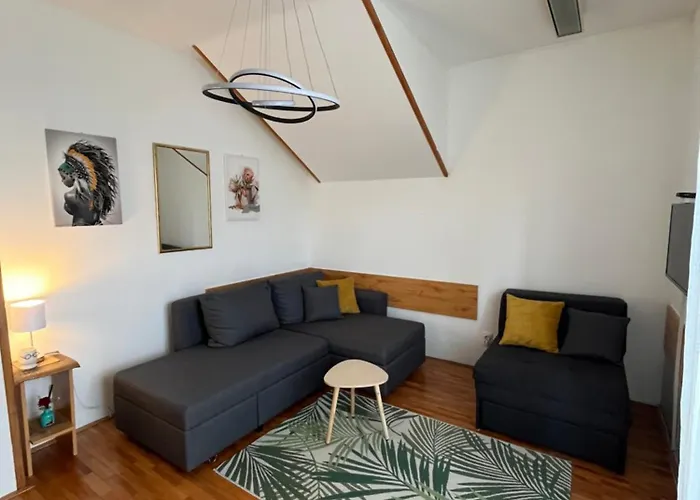 Nestoria * 즐라티보